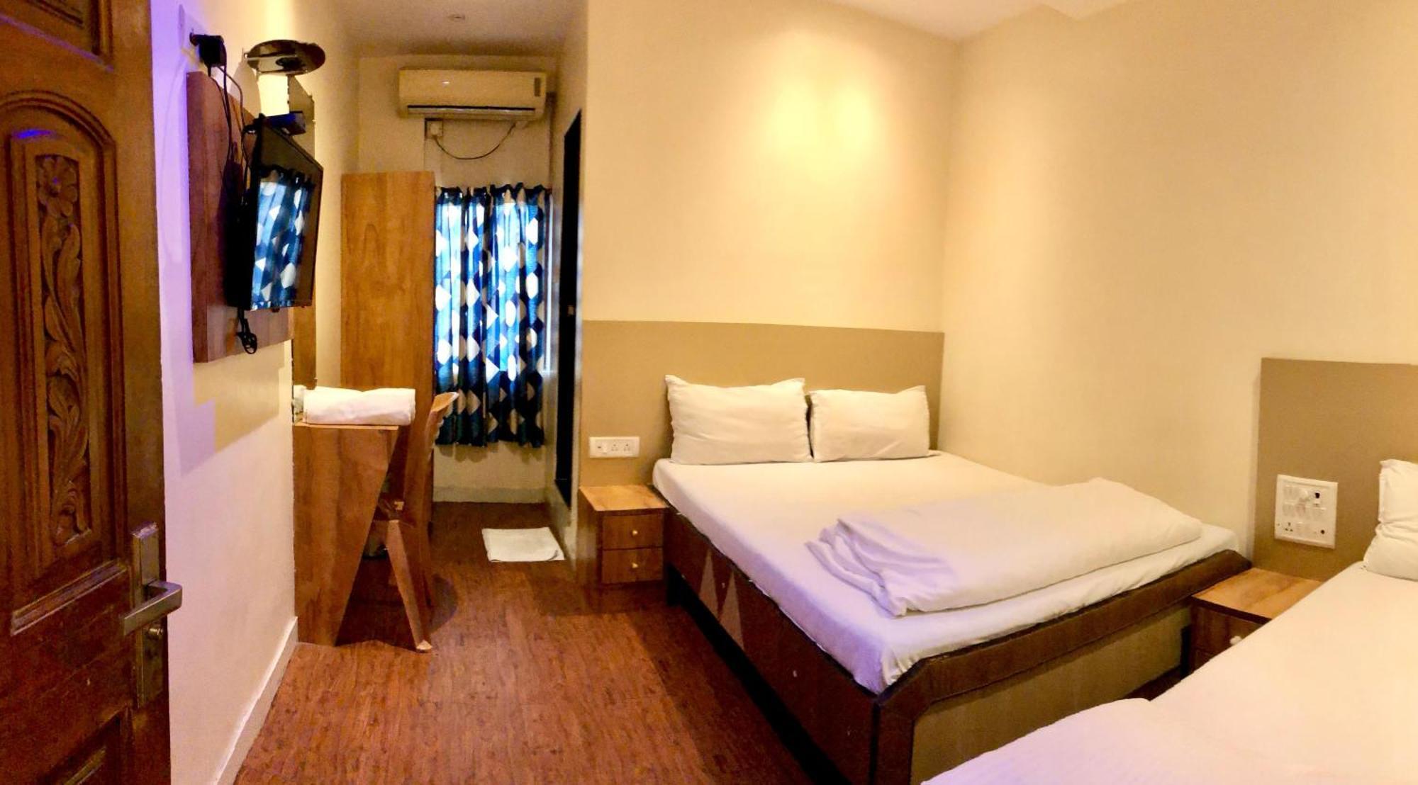 מומביי Hotel Volga 2 מראה חיצוני תמונה